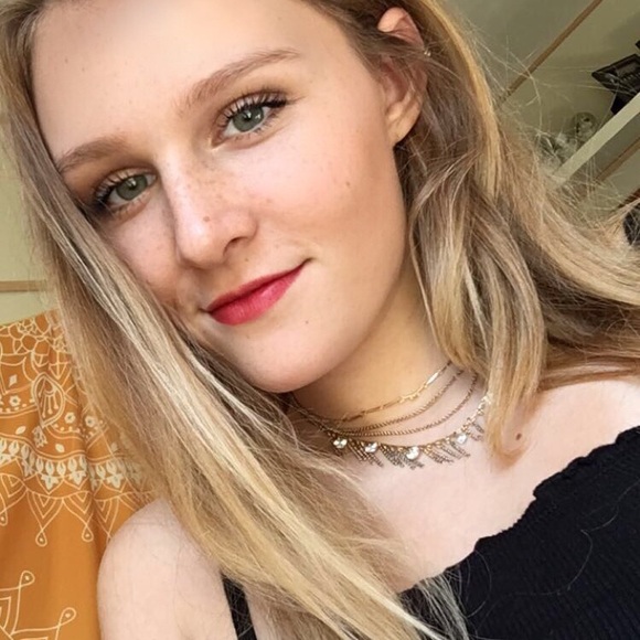 Meet your Posher, Katryn - Picture 1 of 1